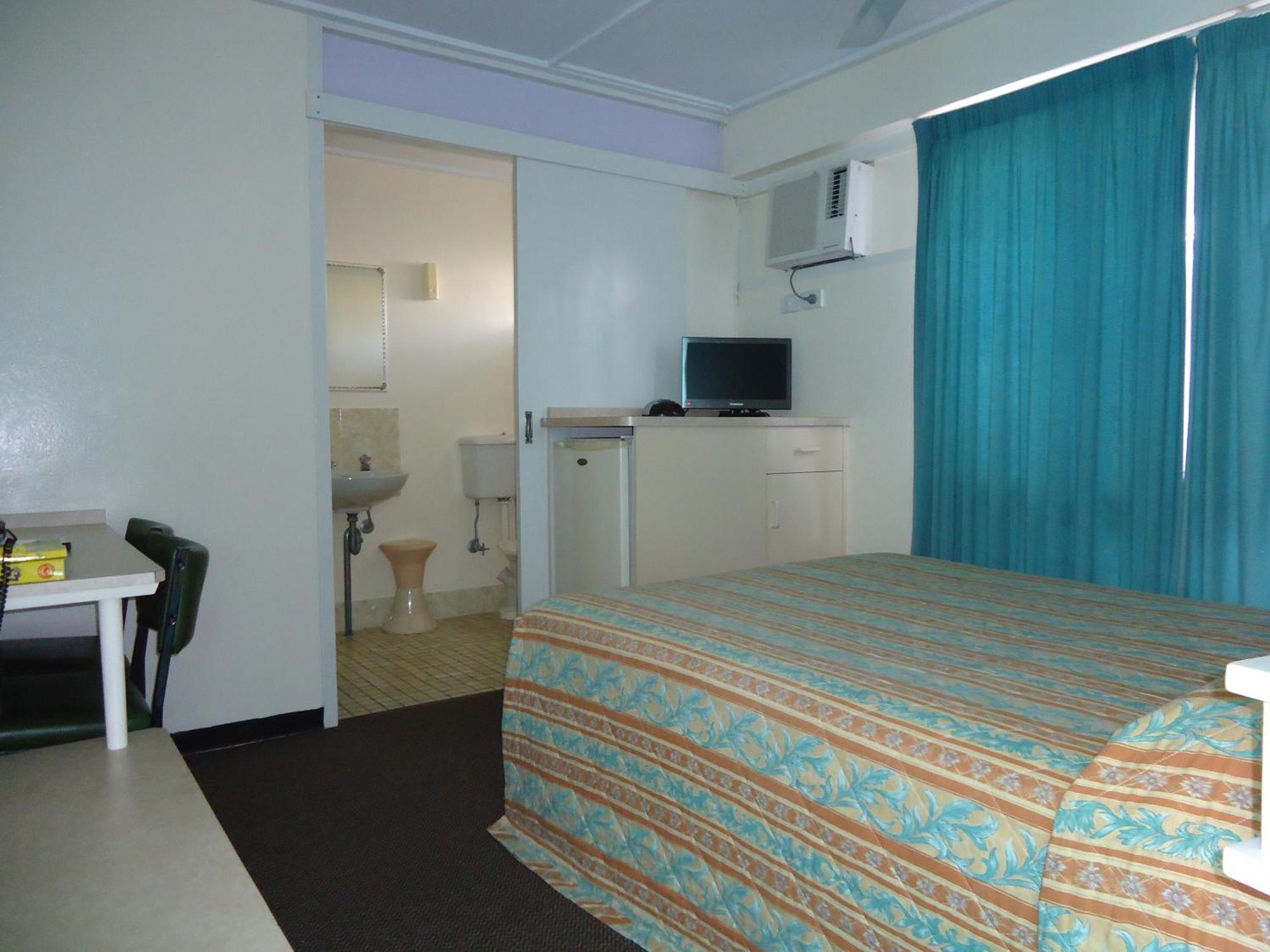 Moondarra Motel Innisfail Esterno foto