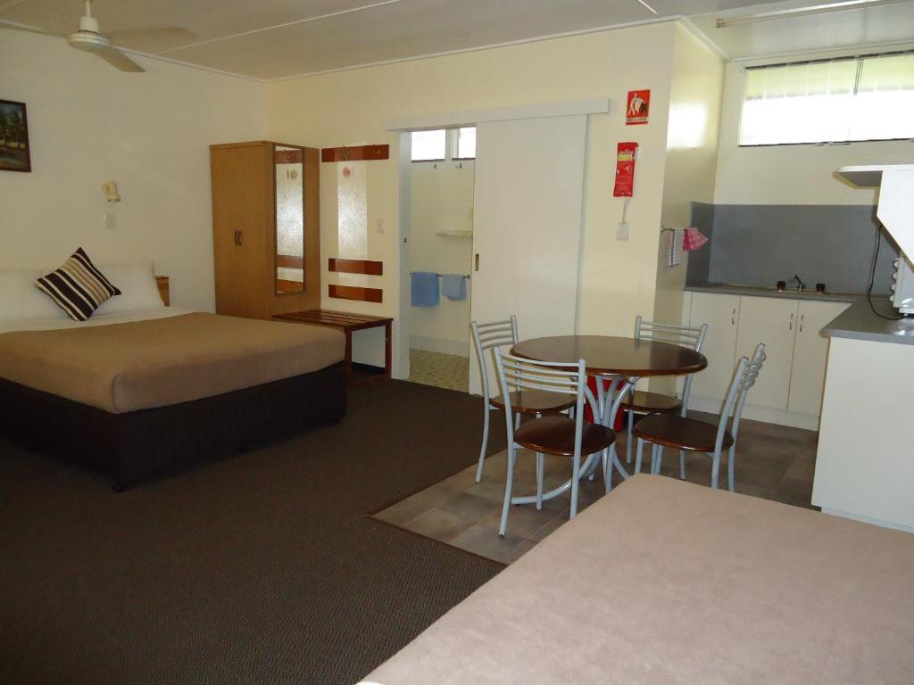 Moondarra Motel Innisfail Camera foto